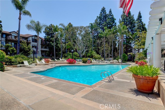 Image 4 of 41 For 2563 Plaza Del Amo  312