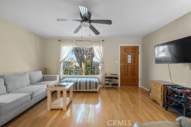 1380 Longbranch Avenue, Grover Beach CA: https://media.crmls.org/medias/801850bd-db63-4d3a-96bc-a53cbe64066b.jpg