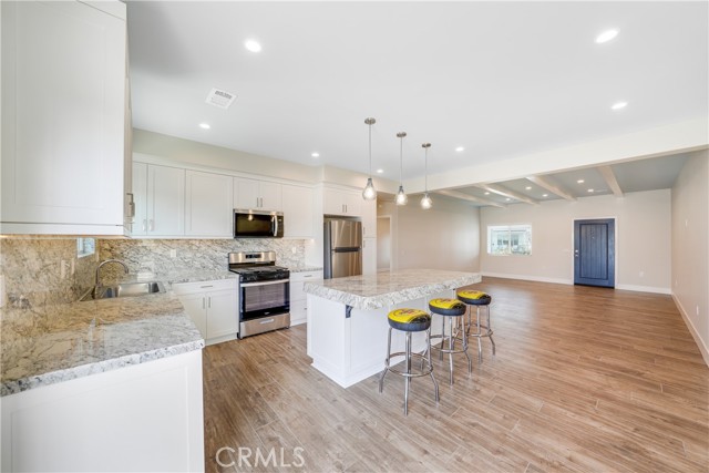 Detail Gallery Image 10 of 35 For 1701 Park, Huntington Beach,  CA 92648 - 3 Beds | 3/1 Baths