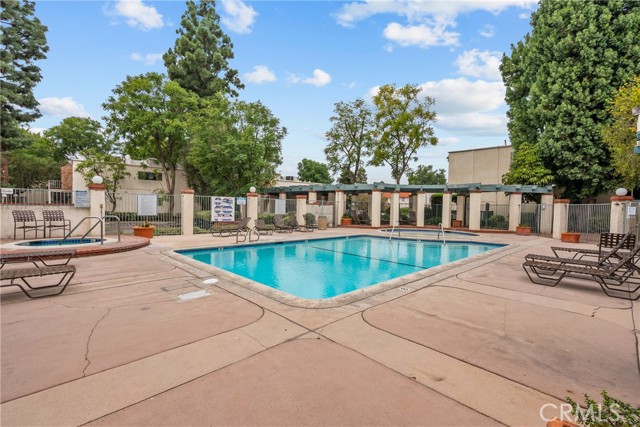 Detail Gallery Image 25 of 40 For 5700 Etiwanda #148,  Tarzana,  CA 91356 - 2 Beds | 1/1 Baths