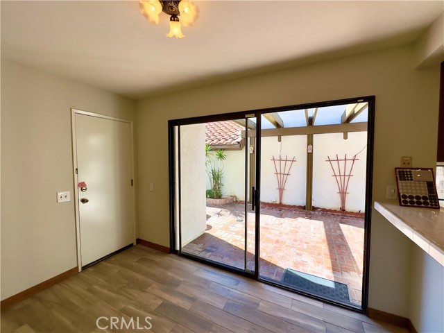 Detail Gallery Image 13 of 22 For 14 Vercelli, Irvine,  CA 92620 - 3 Beds | 2/1 Baths