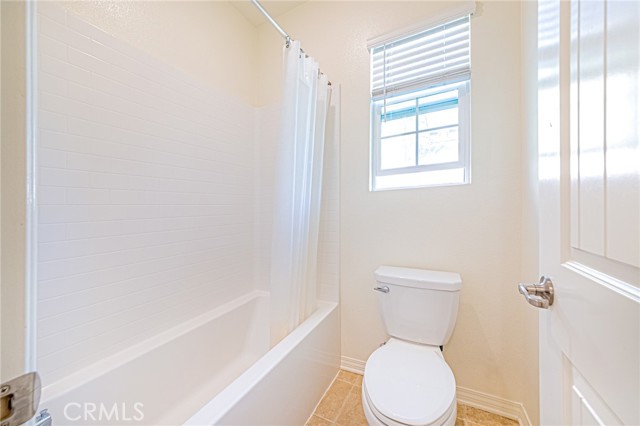 Detail Gallery Image 27 of 49 For 15950 Osprey Ave, Chino,  CA 91708 - 3 Beds | 2/1 Baths