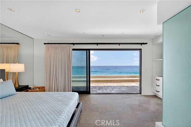 102 Blue Lagoon, Laguna Beach CA: https://media.crmls.org/medias/8019c561-7e56-4ac1-98b2-d23dd9e08d24.jpg
