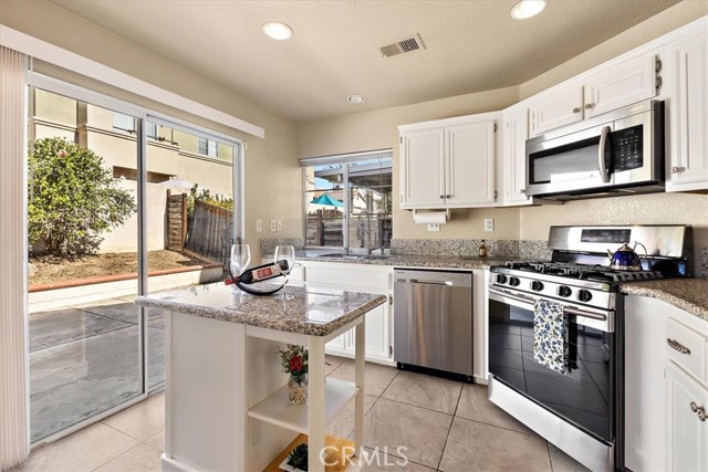 Detail Gallery Image 12 of 31 For 7332 Greenhaven #14,  Rancho Cucamonga,  CA 91730 - 2 Beds | 2 Baths