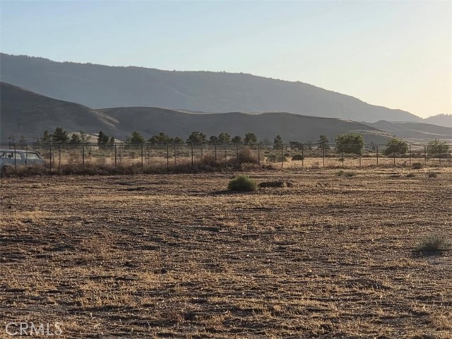 49645 Three Points Road, Lancaster CA: https://media.crmls.org/medias/801ad6d6-f0f0-4b6f-8160-7eb50718f659.jpg