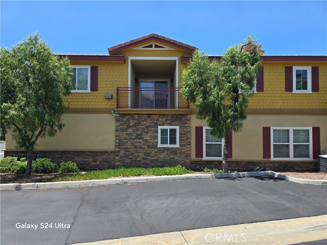 1510 Orange Avenue, Redlands CA: https://media.crmls.org/medias/801b44c4-c246-4c20-aa04-e38336a16b96.jpg