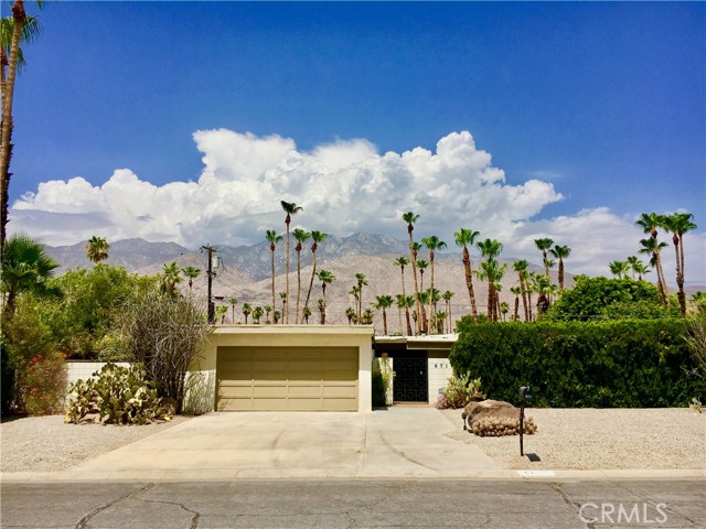671 S Bedford Dr, Palm Springs, CA 92264-8246
