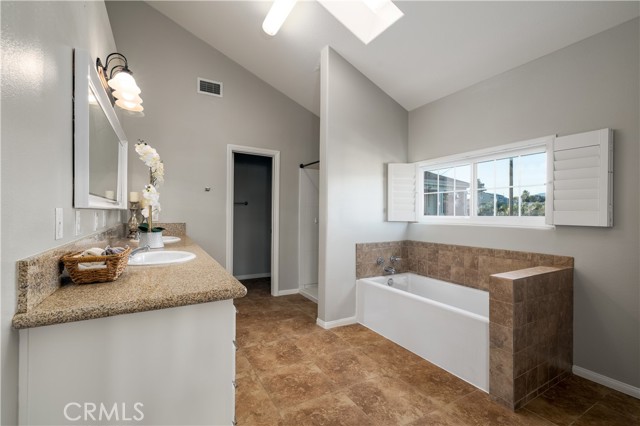 Detail Gallery Image 23 of 45 For 1006 W Pottery Street, Lake Elsinore,  CA 92530 - 4 Beds | 3/1 Baths