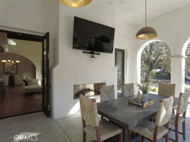 Detail Gallery Image 40 of 54 For 6451 Chesebro Rd, Agoura Hills,  CA 91301 - 6 Beds | 6/1 Baths