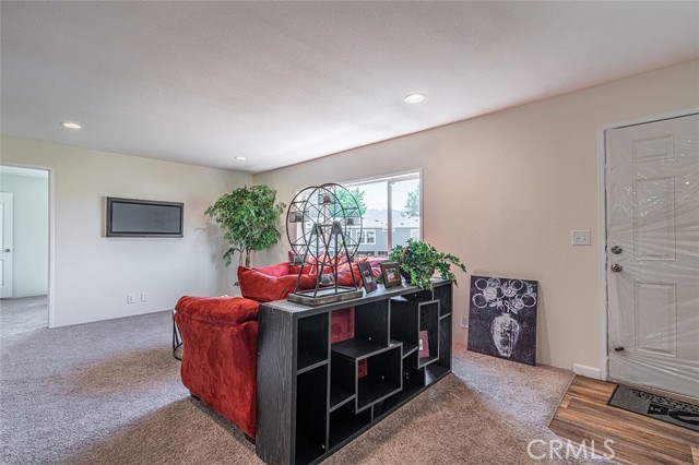 Detail Gallery Image 4 of 15 For 13940 W Park Dr, Magalia,  CA 95954 - 3 Beds | 2/1 Baths