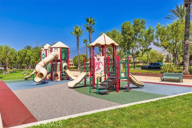 Detail Gallery Image 53 of 54 For 16040 Jamie Ln #8,  Fontana,  CA 92336 - 3 Beds | 2 Baths