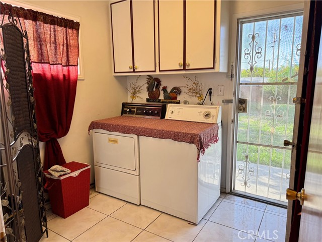 2064 E Campus Way, Hemet CA: https://media.crmls.org/medias/801e6d05-1a68-4457-b348-c9ebe9797164.jpg