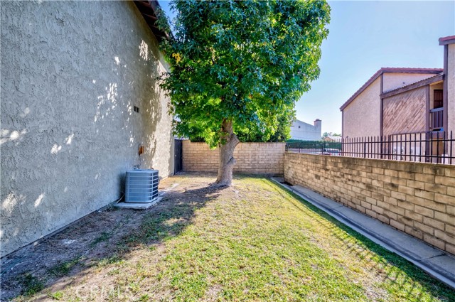 Detail Gallery Image 17 of 18 For 918 Huntington Dr #O,  Duarte,  CA 91010 - 2 Beds | 2 Baths