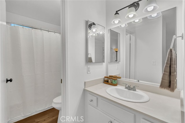 1506 E 4th, Long Beach CA: https://media.crmls.org/medias/801ed47b-9c7c-4e30-bee3-020f07234d7b.jpg