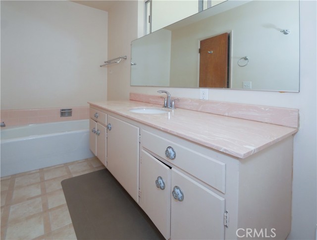 2213 Via Velardo, Rancho Palos Verdes, California 90275, 4 Bedrooms Bedrooms, ,2 BathroomsBathrooms,Residential,Sold,Via Velardo,PV21231186