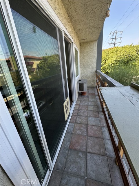 Detail Gallery Image 11 of 12 For 2844 E 3rd St #210,  Long Beach,  CA 90814 - 2 Beds | 2 Baths