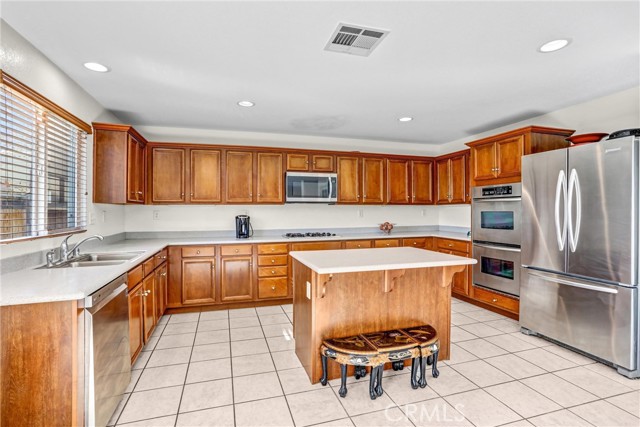 Detail Gallery Image 17 of 66 For 11343 Fulbourn Ct, Rancho Cucamonga,  CA 91730 - 5 Beds | 2/1 Baths