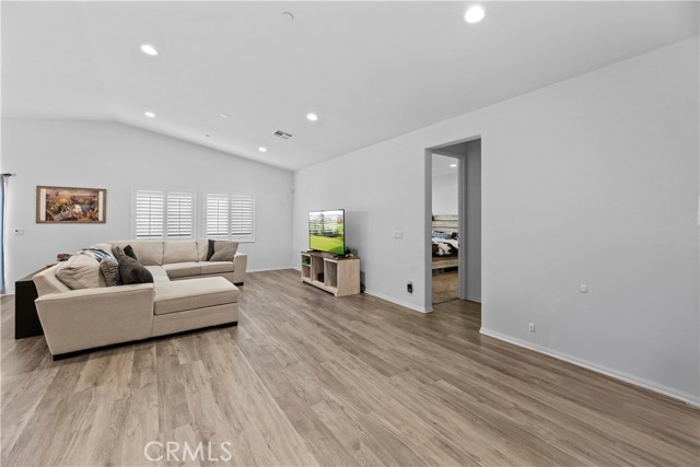 34289 Solstice Street, Winchester CA: https://media.crmls.org/medias/801f88e6-9bb4-4196-b038-b51297301894.jpg