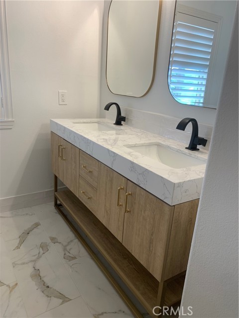 Detail Gallery Image 12 of 20 For 11105 Means, Tustin,  CA 92782 - 4 Beds | 3/1 Baths