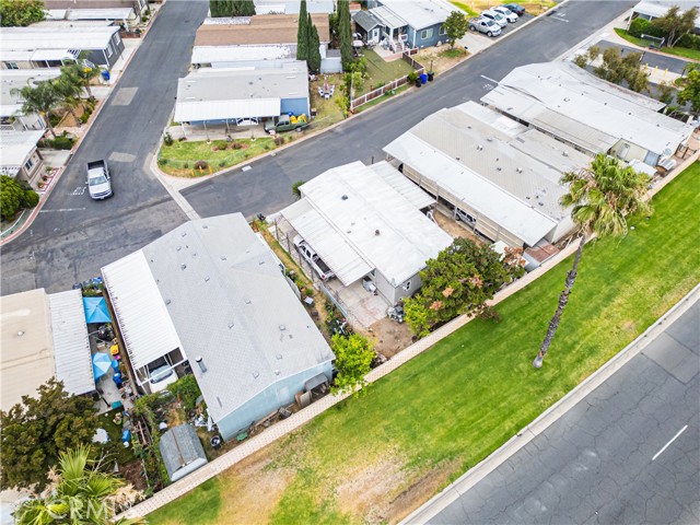 4041 Pedley Road, Jurupa Valley CA: https://media.crmls.org/medias/8020f061-a3a9-4a89-abee-beafb194f8c0.jpg