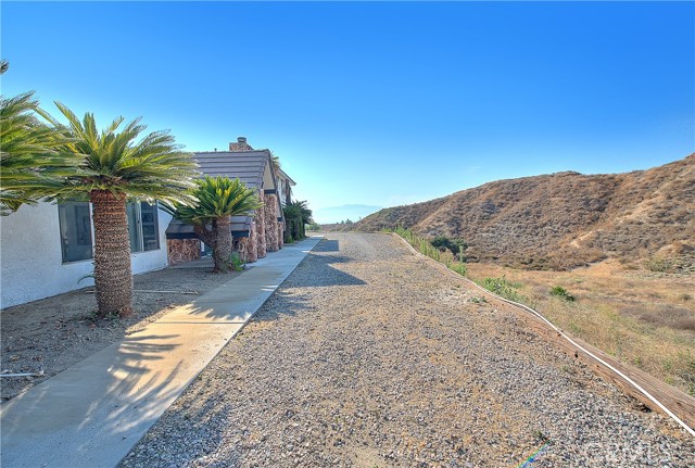 Detail Gallery Image 62 of 75 For 3021 Shadid Dr, Colton,  CA 92324 - 5 Beds | 3/1 Baths