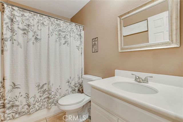 32501 Sprucewood Way, Lake Elsinore CA: https://media.crmls.org/medias/802169fb-4ecb-434a-90f5-f091c2972208.jpg