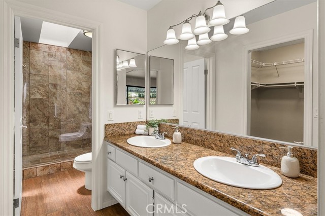 Detail Gallery Image 17 of 32 For 26211 Benito Ct, Valencia,  CA 91355 - 2 Beds | 2 Baths