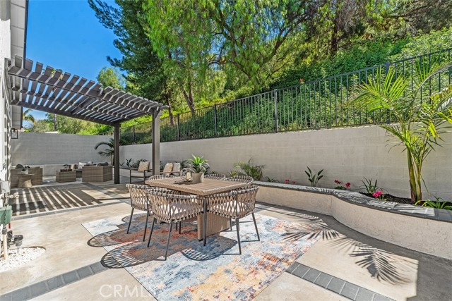 Detail Gallery Image 24 of 31 For 22322 Silent Brook, Lake Forest,  CA 92630 - 3 Beds | 2 Baths