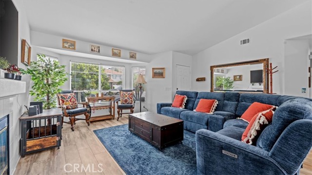 Detail Gallery Image 5 of 37 For 22125 Country Hills Dr, Wildomar,  CA 92595 - 3 Beds | 2 Baths