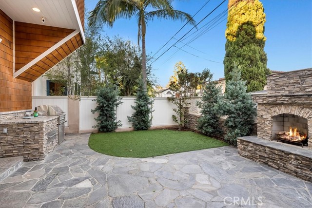 1900 Walnut Avenue, Manhattan Beach, California 90266, 5 Bedrooms Bedrooms, ,4 BathroomsBathrooms,Residential,Sold,Walnut,SB21229114