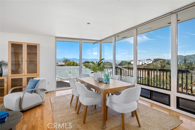 2570 Bay Vista Lane, Los Osos CA: https://media.crmls.org/medias/8023e084-a6bf-4ff1-84e7-7a913e1acf9b.jpg