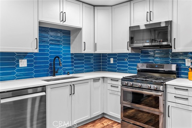 16749 Highfalls Street, Canyon Country CA: https://media.crmls.org/medias/80265d2b-0575-4614-98a0-600ef47651fd.jpg
