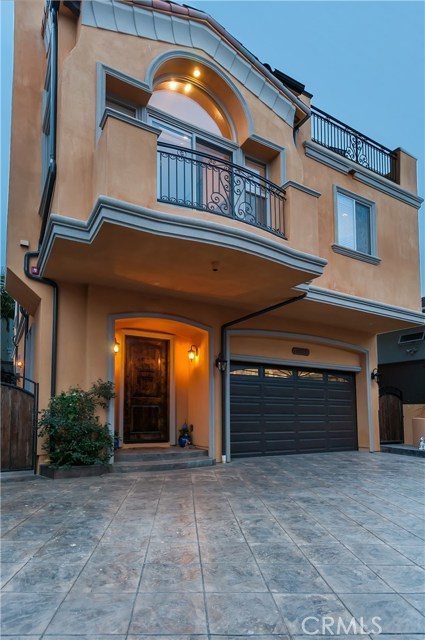 610 Juanita Avenue, Redondo Beach, California 90277, 4 Bedrooms Bedrooms, ,3 BathroomsBathrooms,Residential,Sold,Juanita,PV17121726