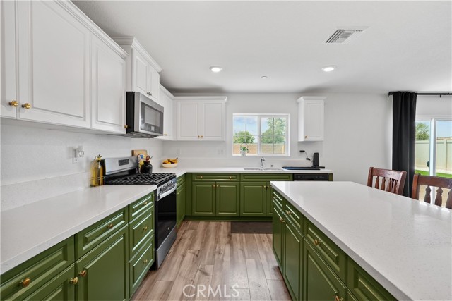 Detail Gallery Image 22 of 44 For 25467 Sedona Ln, Homeland,  CA 92548 - 5 Beds | 2/1 Baths