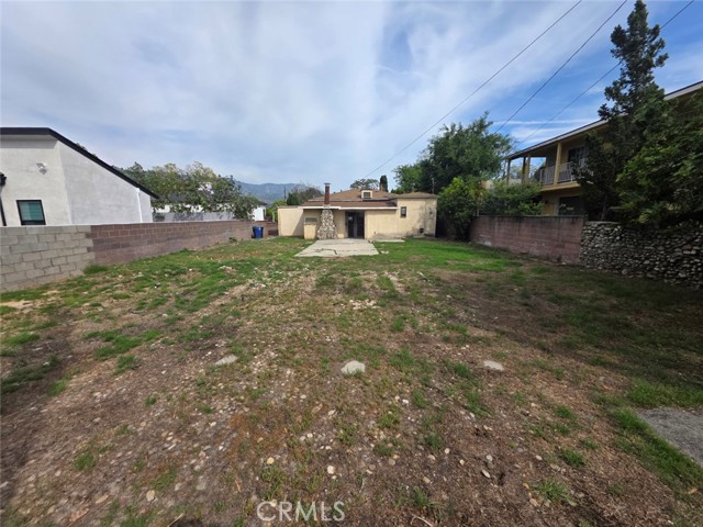 Detail Gallery Image 11 of 12 For 2321 N Naomi St, Burbank,  CA 91504 - 3 Beds | 1 Baths