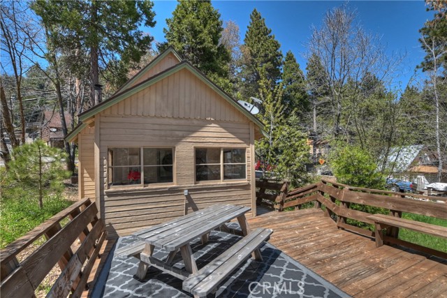 Detail Gallery Image 6 of 35 For 1262 Bear Springs Rd, Lake Arrowhead,  CA 92378 - 2 Beds | 1 Baths