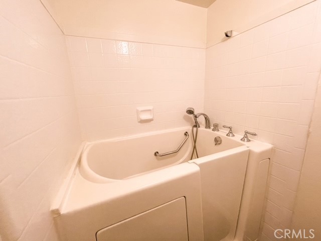 Walk in Bath Tub