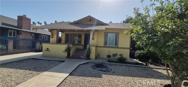 4911 S Wilton Place, Los Angeles CA: https://media.crmls.org/medias/802967e1-a6cc-4930-bddf-774b32c86701.jpg