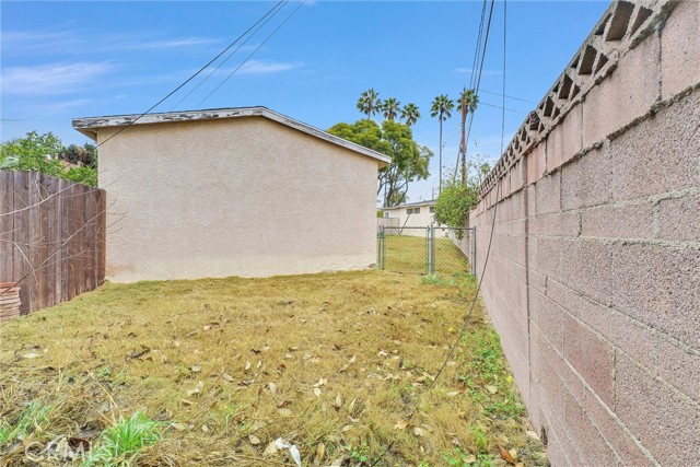 14212 Lanning Drive, Whittier, California 90604, 3 Bedrooms Bedrooms, ,1 BathroomBathrooms,Single Family Residence,For Sale,Lanning,DW25020326