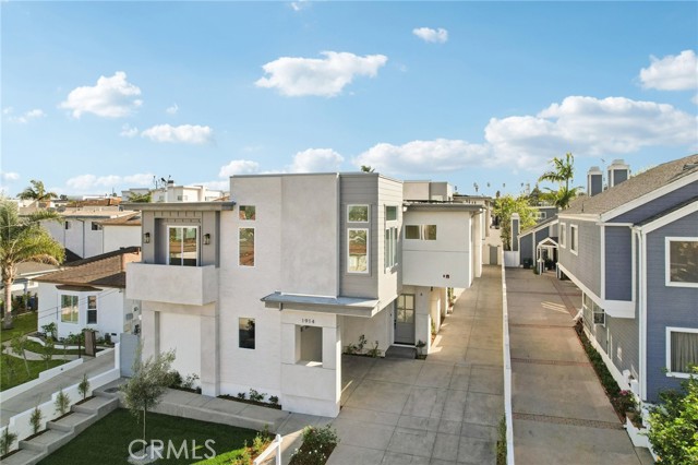 Detail Gallery Image 44 of 50 For 1914 Belmont Ln #B,  Redondo Beach,  CA 90278 - 4 Beds | 3/1 Baths