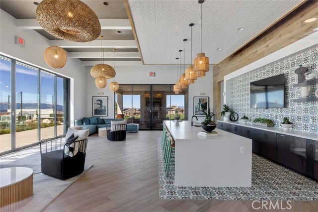 18147 Jupiter Lane, Saugus CA: https://media.crmls.org/medias/802c5be0-94aa-4821-9887-4b333ea9f378.jpg