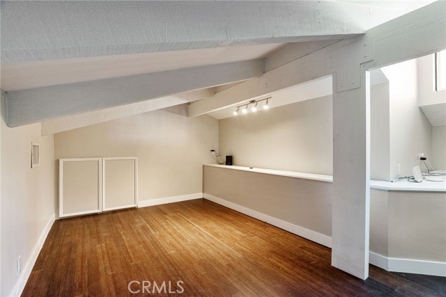 940 N Silent Ranch Drive, Glendora CA: https://media.crmls.org/medias/802cd189-f999-432d-b144-0008657fa4cd.jpg