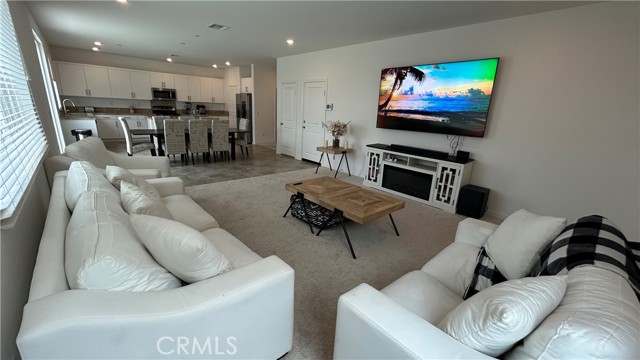 Detail Gallery Image 9 of 13 For 30874 Candle Lite Dr, Homeland,  CA 92548 - 4 Beds | 3 Baths