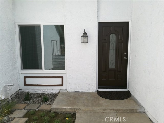 2762 E Saint Andrews Street, Ontario CA: https://media.crmls.org/medias/802d383b-1a6c-42ba-a60b-93e849aaa05d.jpg