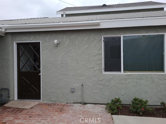 1800 S Ridgeley Drive, Los Angeles CA: https://media.crmls.org/medias/802d3c0a-b622-4671-8a2e-4e89c6c8802e.jpg