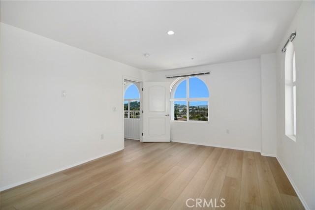 124 West Colorado, 502 photo 20