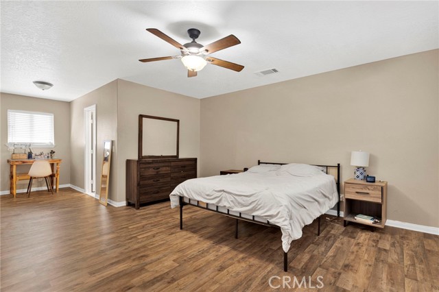 Detail Gallery Image 24 of 57 For 16783 Mission, Hesperia,  CA 92345 - 4 Beds | 3 Baths