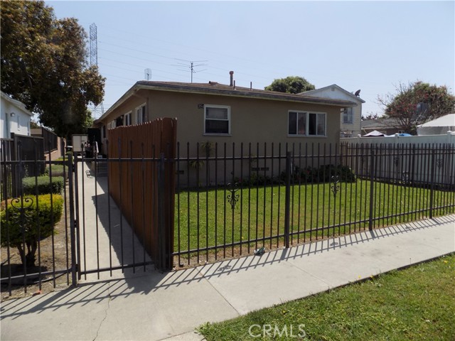 354 E 97th St, Los Angeles, CA 90003