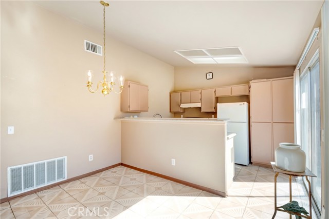 Detail Gallery Image 5 of 20 For 10795 Pershing St, Adelanto,  CA 92301 - 3 Beds | 2 Baths