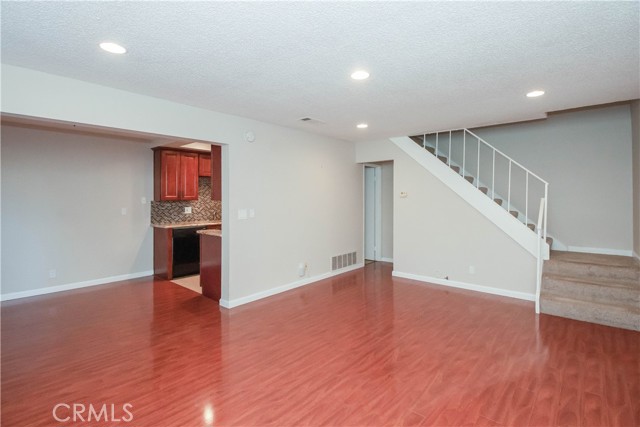 16806 Sierra Vista Way, Cerritos CA: https://media.crmls.org/medias/803010c8-2b42-4d10-a5af-75b587c9c3e7.jpg